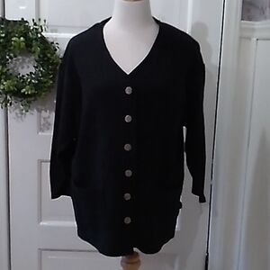 Vintage Huntington Ridge black grandma 👵 granny chic cardigan pockets